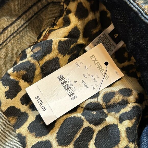 Express ladies beaded sequins embellished micro shorts denim shorts size 4 - Picture 9 of 9